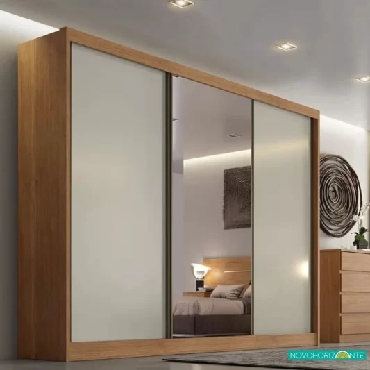 Roupeiro Casal Sollo Plus Cumaru/Fendi 3 Portas 6 Gavetas C/ 1 Espelho 100% MDF Larg. 2,73Mm - Novo Horizonte
